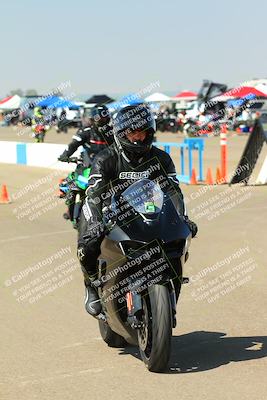 media/Sep-20-2025-TrackDaz (Sat) [[27f0cde673]]/Around the Pits/